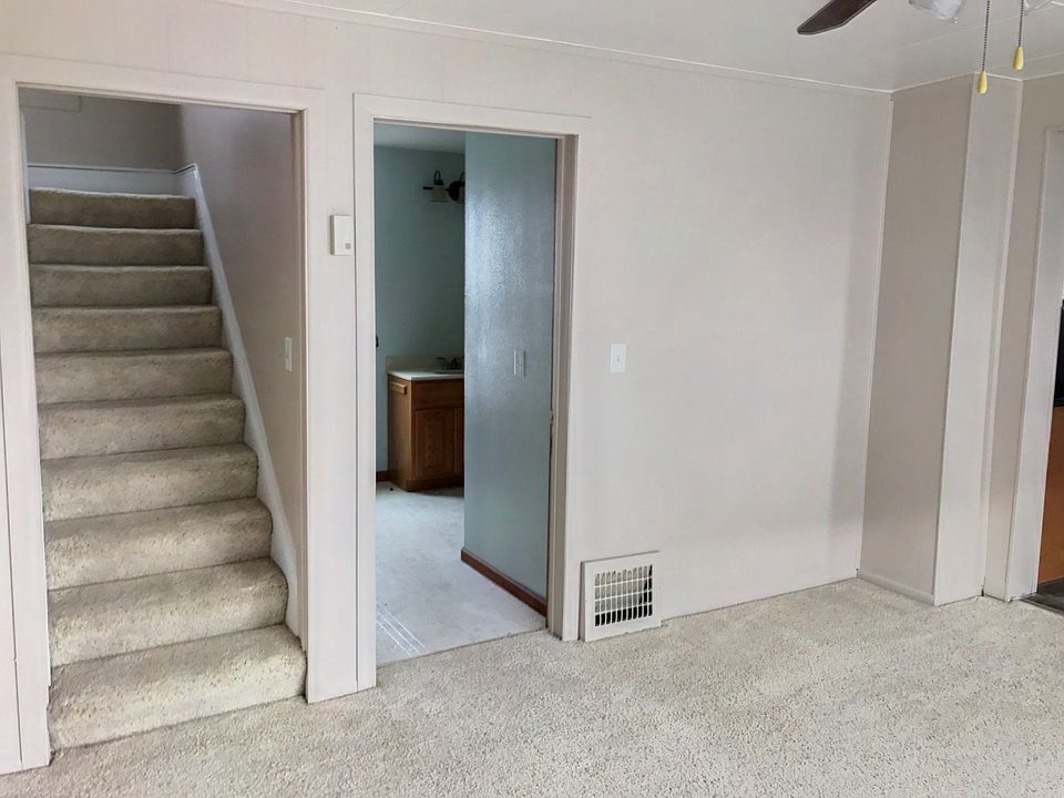 1st image of 310 Jennings St