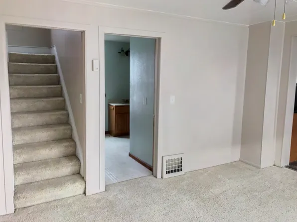 310 Jennings St, Rossford, OH 43460