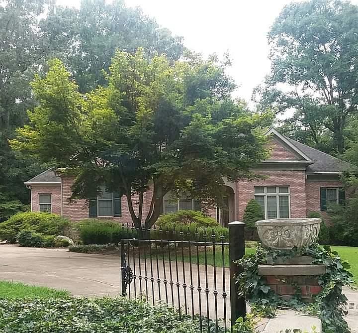 210 Forest Dr, Paris, TN 38242 MLS 128149 Zillow