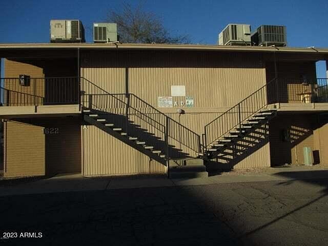 1st image of 1622 E Campbell Ave APT D