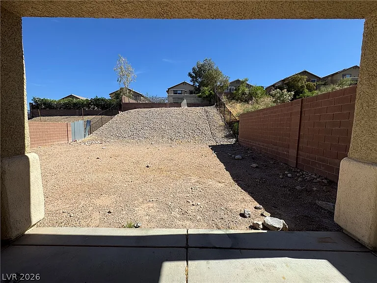 5029 Ivy Creek Ct — Photo 17