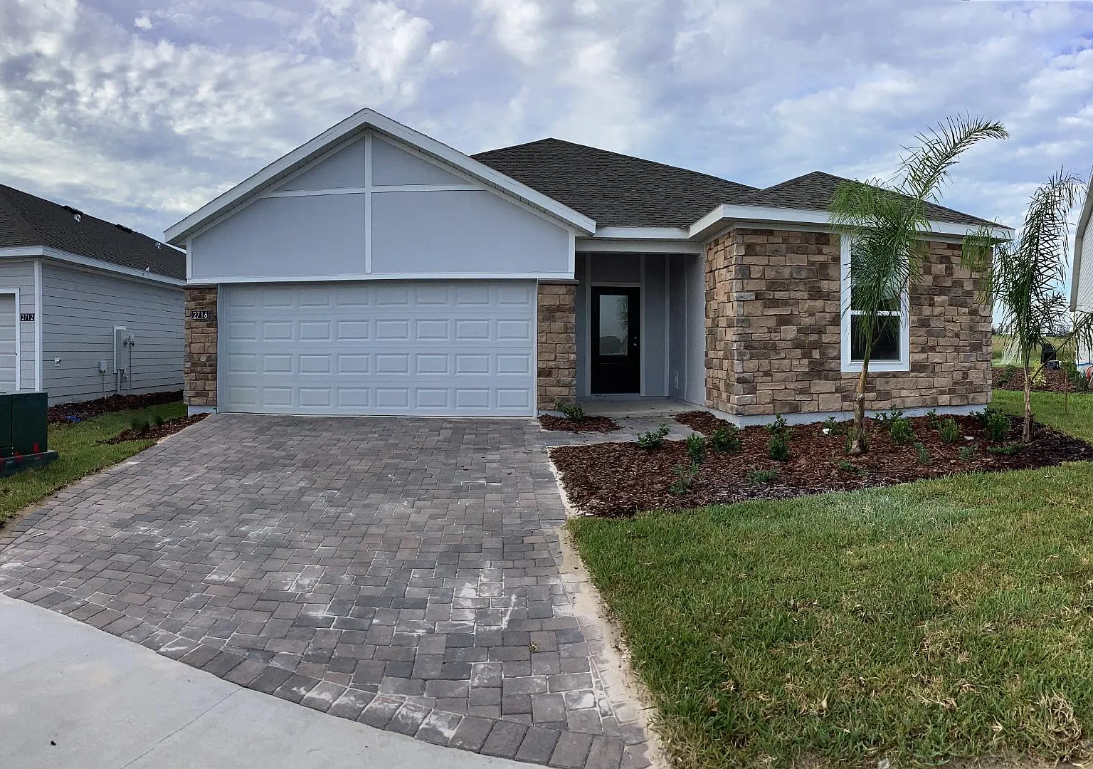 2716 Mercy Cir — Photo 1
