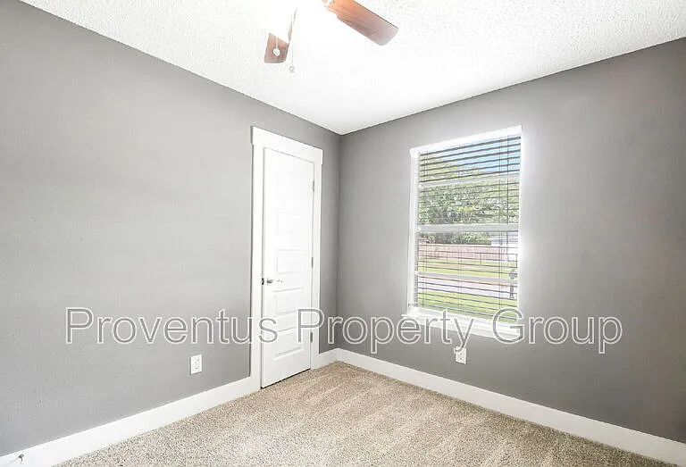 3214 Palmdale Ave — Photo 41