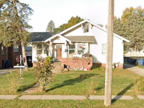 2002 E 14th St, Des Moines, IA 50316