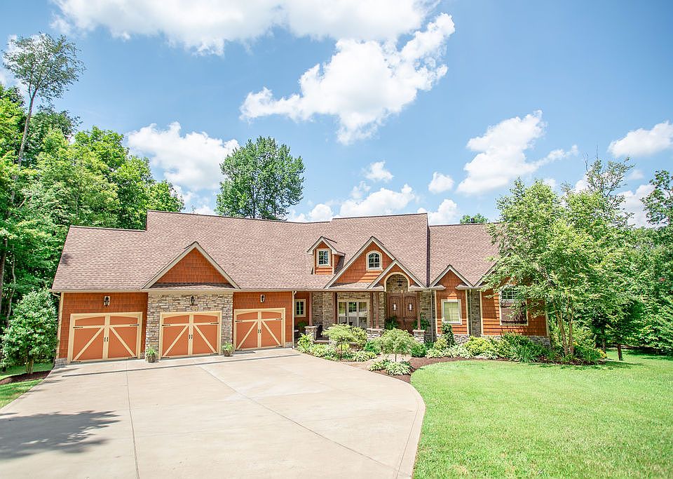 1st image of 664 Megan Ln