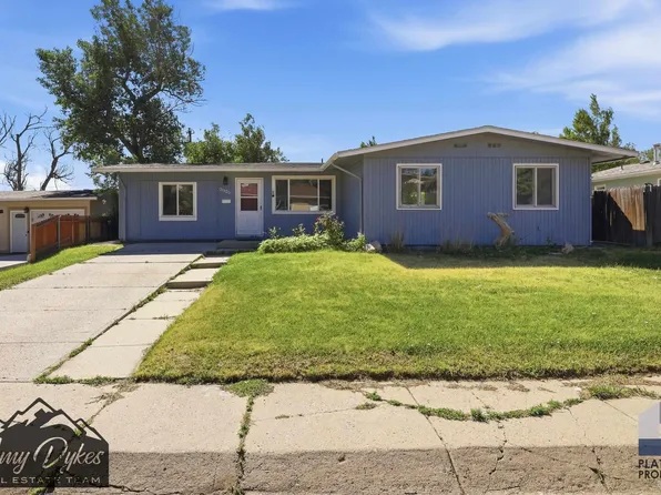 2925 Saratoga Rd, Casper, WY 82604