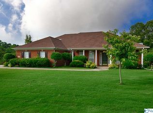 107 River Walk Trl, New Market, AL 35761