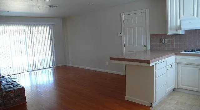 3 bed, 1413 sqft, $2,600 — Photo 3