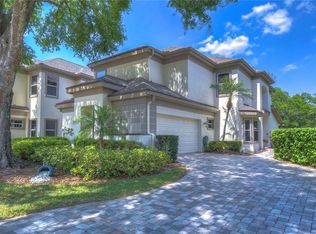 5136 Fairway One Dr, Valrico, FL 33596