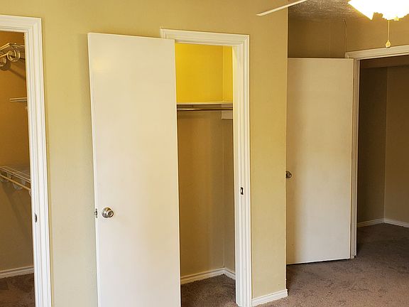 4th image of 223 E University Dr APT 112