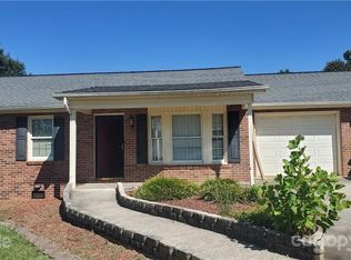 1690 Denver Ct, Lenoir, NC 28645