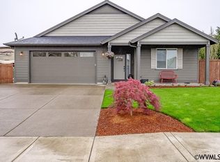 995 Highberger Loop, Aumsville, OR 97325