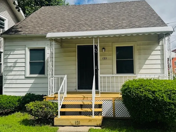 125 E 30th St, Lorain, OH 44055