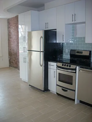 Rented by AD Real Estate Investors | media 21