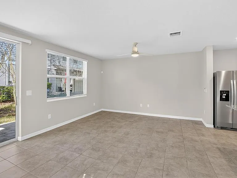 2710 Scarlet Bay Pl — Photo 32
