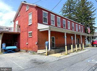 8 S Line Rd, Stevens, PA 17578