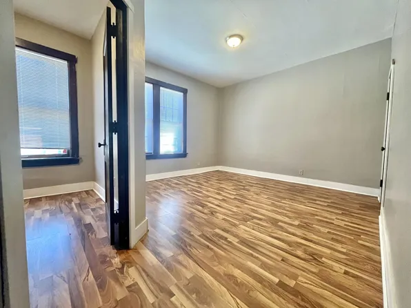 326 E Washington St #6, Mankato, MN 56001