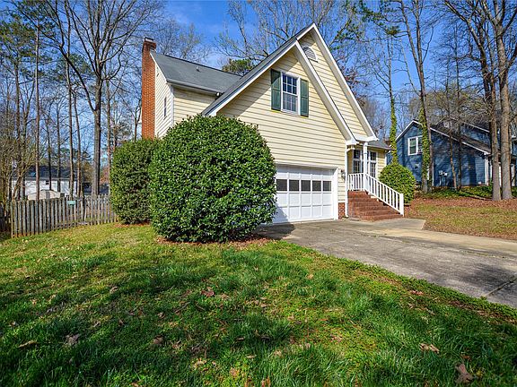 2nd image of 13515 Kintyre Ct