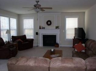 22818 Oakgrove Rd, Sterling, VA 20166