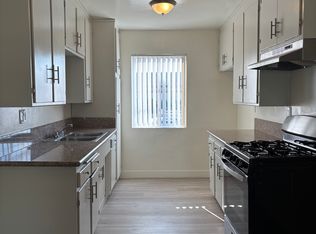 3430 Elm Ave #12, Long Beach, CA 90807