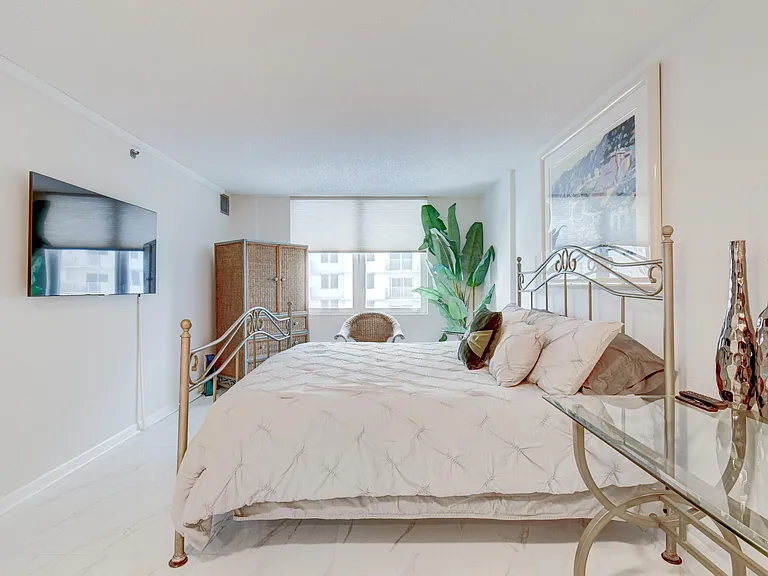 3221 S Ocean Blvd #505 — Photo 17