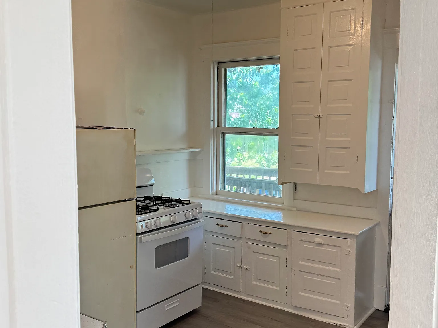 2 bed, $1,095 — Photo 2