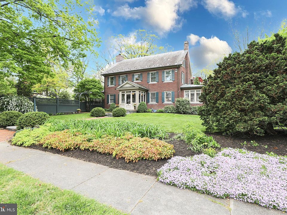 70 S West St, Doylestown, PA 18901 Zillow