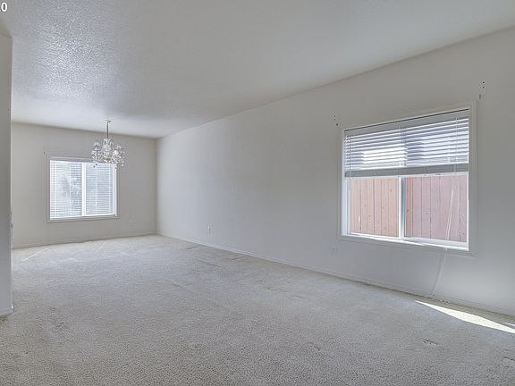 5th image of 8615 NE 89th Ave