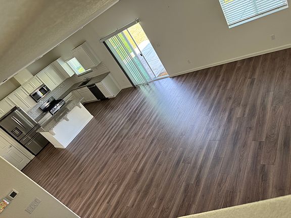 3rd image of 1225 Aspenparke Way