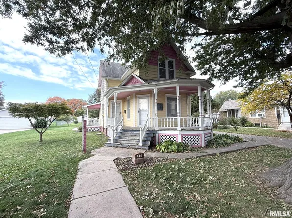 418 Olive St, Galesburg, IL 61401
