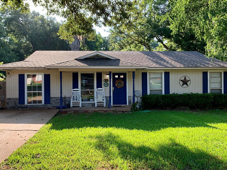 1st image of 312 County Road 4215