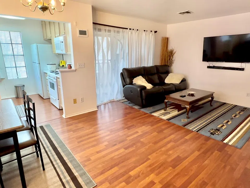 4805 S Torrey Pines Dr #202