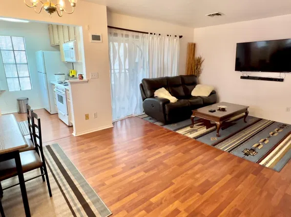 4805 S Torrey Pines Dr Unit 202, Las Vegas, NV 89103