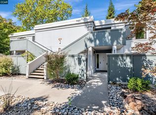 1140 Fairlawn Ct APT 4, Walnut Creek, CA