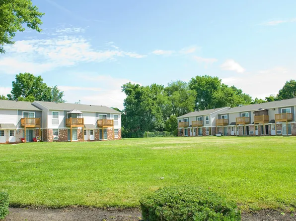 Chestnut Lane Apartments