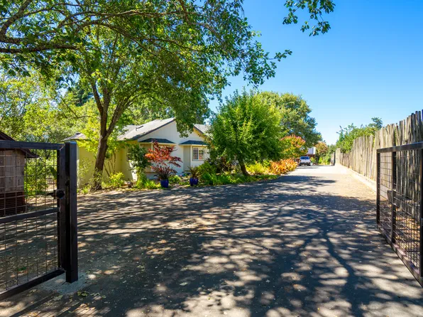 8910 Jeannette Ave, Sebastopol, CA 95472