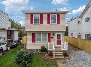 214 S Prospect St, Connellsville, PA 15425