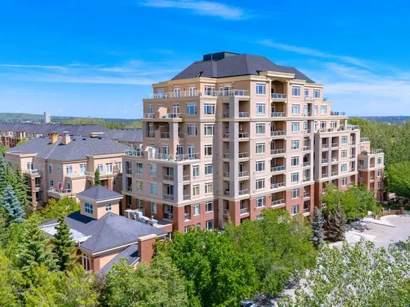 24 S Hemlock Cres SW #3804, Calgary, AB T3C 2Z1