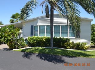 3384 Lake Overlook Pl, Lantana, FL 33462