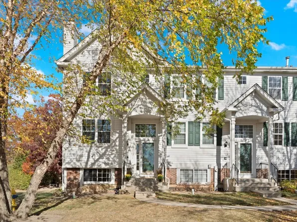 18630 W Sterling Ct, Grayslake, IL 60030