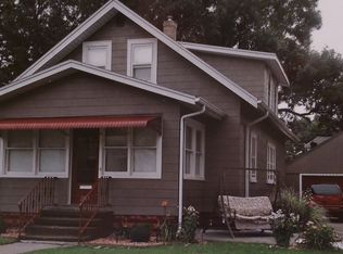 2819 Pershing Blvd, Clinton, IA 52732