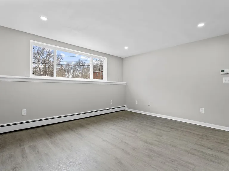 11 Bennett Dr #2 — Photo 7
