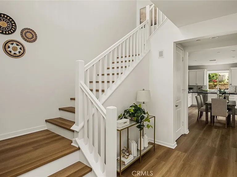 16 Cooper — Photo 19