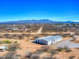 6658 S Pintek Ln, Hereford, AZ 85615