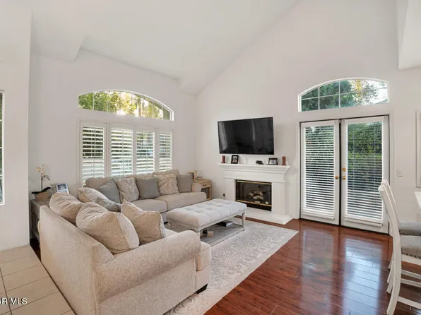 588 Monteleone Ave, Oak Park, CA 91377