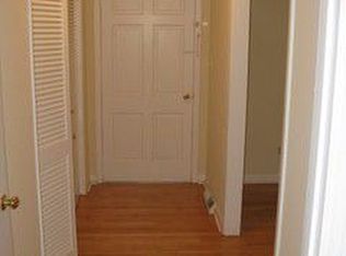 423 Tinkebell Rd, Chapel Hill, NC 27517