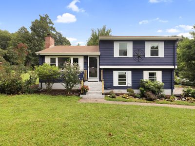 7 Wallop School Rd, Enfield, CT, 06082