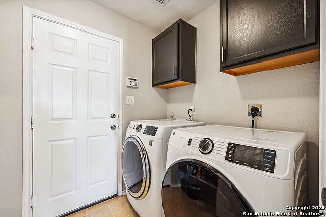 8810 Mesa Vis — Photo 18
