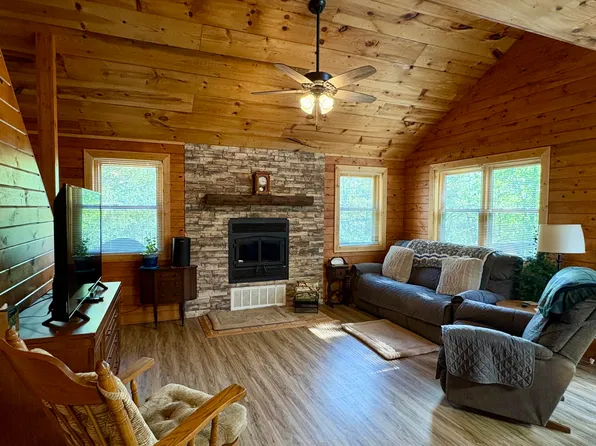 805 E Dade 52, Dadeville, MO 65635