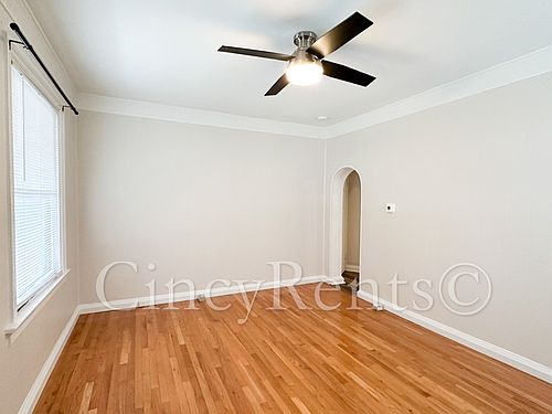 4th image of 3121 Minot Ave #1